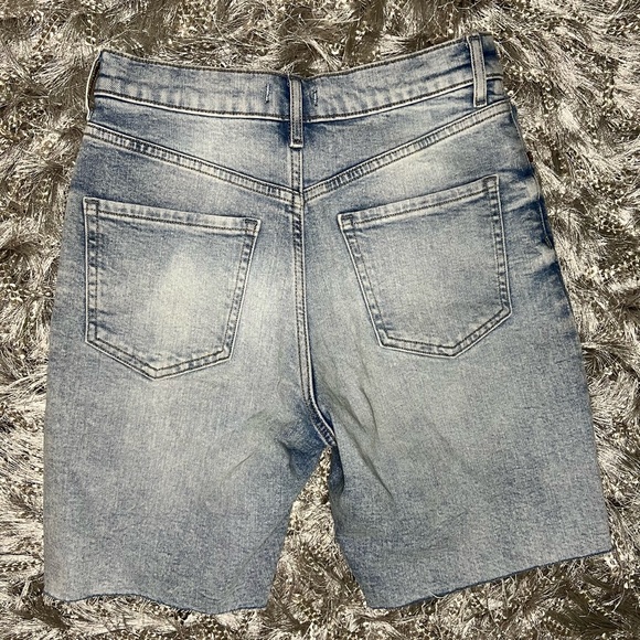 Express Bermuda Mid Jean Shorts - Picture 3 of 3